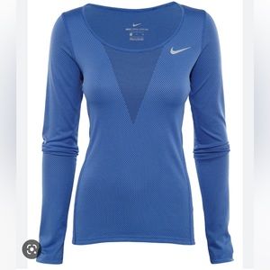 Womens Nike zonal cooling top crew neck long sleeve large